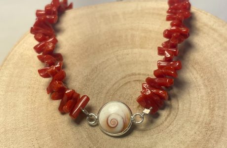 bracelet corail rouge de mediterranee et oeil de sainte lucie