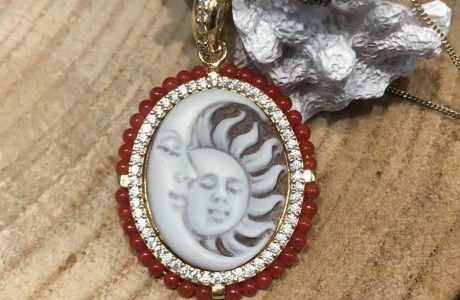camee coquillage corail rouge lune soleil