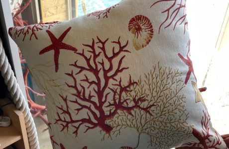 housse de coussin motifs corail rouge