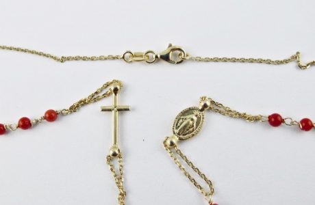 Collier rosaire en corail rouge de Bonifacio et argent plaqué or