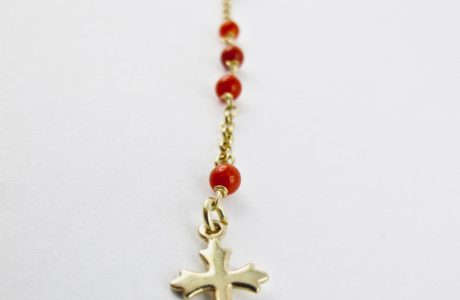 collier chapelet en corail rouge de Méditerranée et argent plaqué or jaune