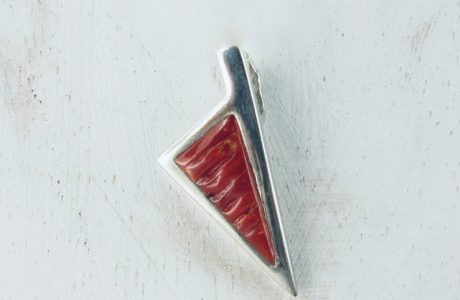 Pendentif corse stylisée corail rouge et argent massif